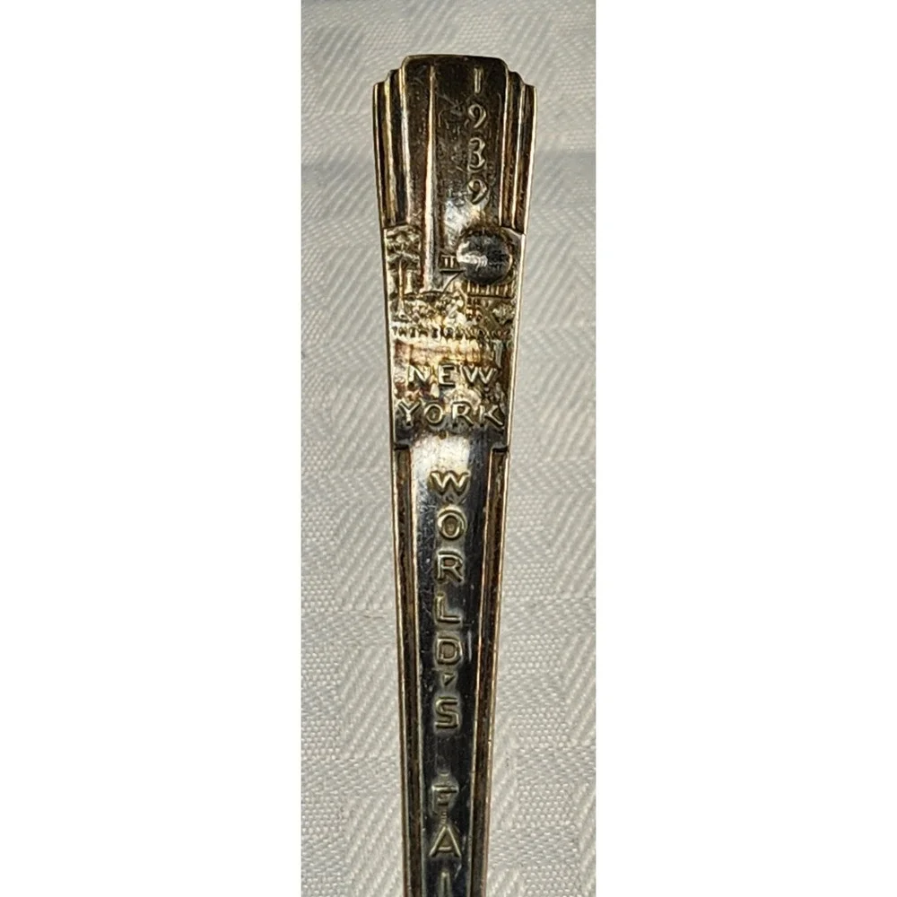 1939 New York World's Fair Silverplate spoon Government Building Collectible